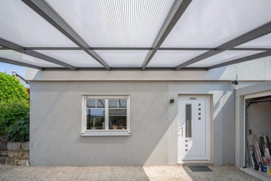 Terrassendach_Pro_5x4_anthrazit_PC-gestreift_020-536x357